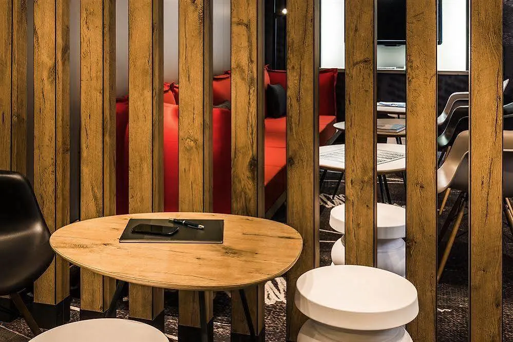 Hotel Ibis Paris Montmartre Sacre-Coeur