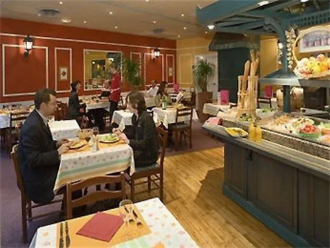 Hotel Ibis Paris Montmartre Sacre-Coeur