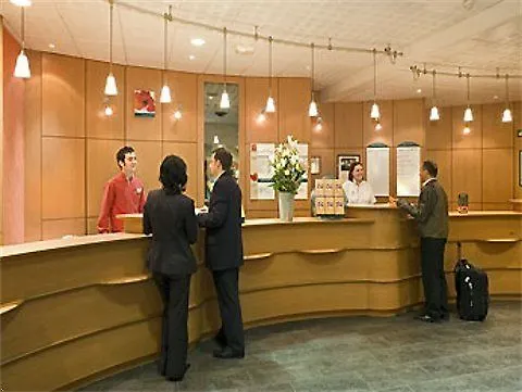 Hotel Ibis Paris Montmartre Sacre-Coeur